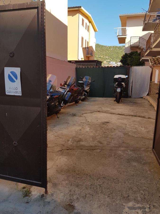 Bed and Breakfast Sa Marina La Caletta Exterior foto